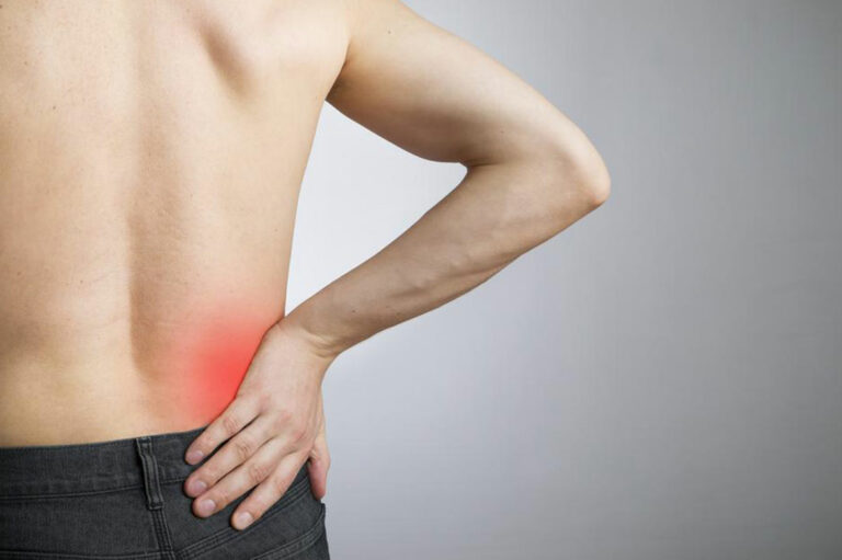 4 Ways to Treat Acute and Chronic Sciatic Pain