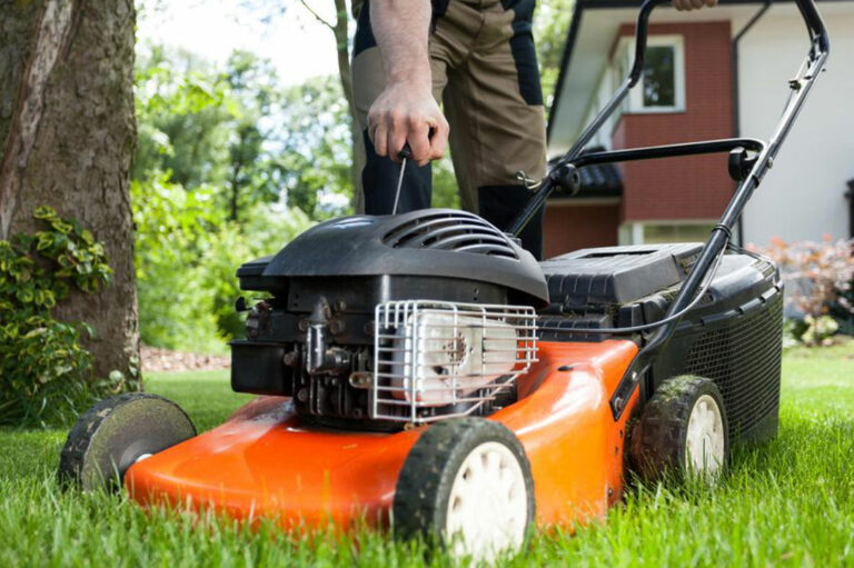 4 easy steps to maintain your lawn mower