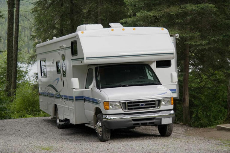 5 useful tips for buying a used mini motorhome