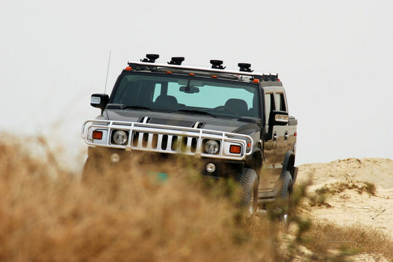 5 Best Variants of the Used Hummer H3 to Buy