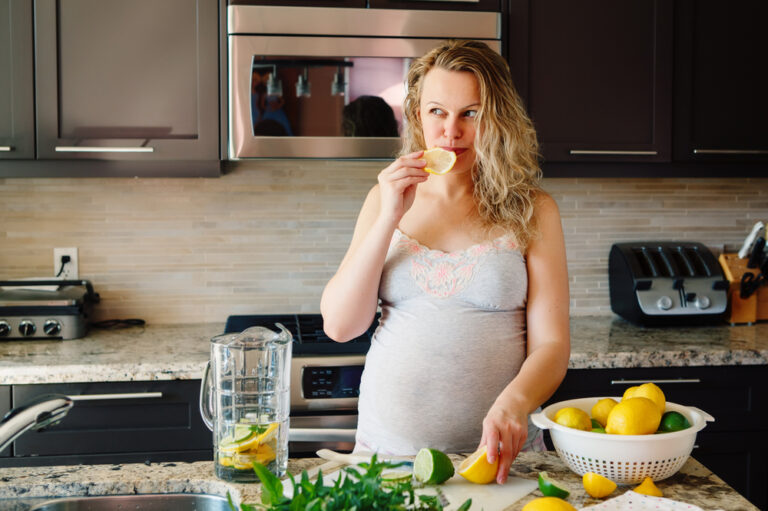 5 Food Items That Pregnant Women Crave