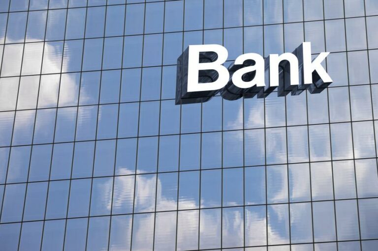 5 Tips To Help You Choose The Right Bank