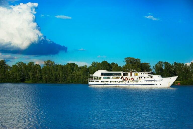 6 Important Things To Know Before Taking A Mississippi River Cruise